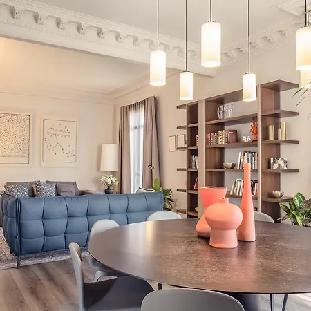 Casagrand Luxury Apartment Barcelona
